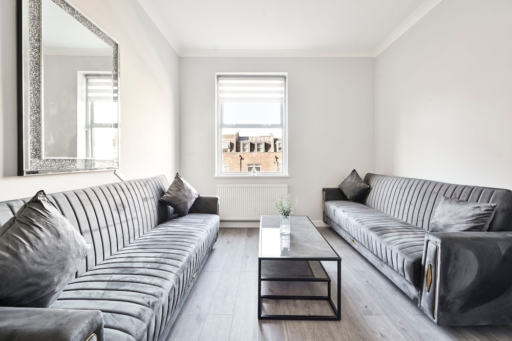 Hotel Luxury Flat In Central London!