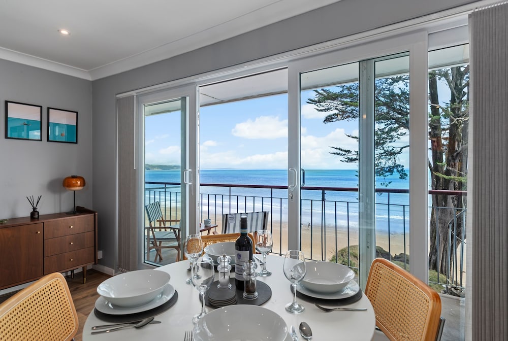 Hotel 33 Beach Court - Direct Beach Access Sea Views