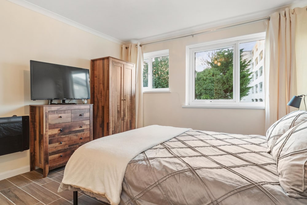 Monkstone Court - Close To Village And Beach