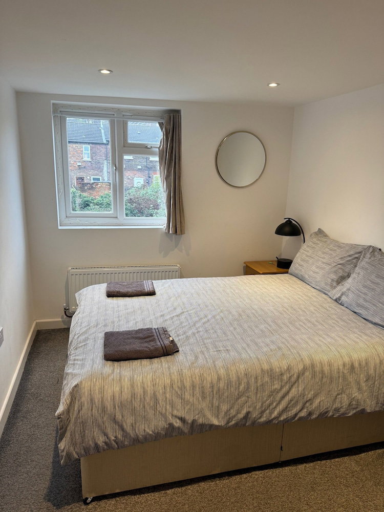 Hotel Luton Homestay Near Airport