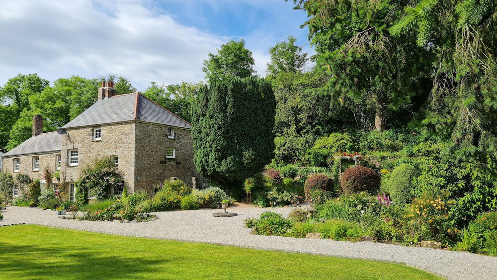 Hotel The Hideaway & Spa Terrace At Tregoose Old Mill
