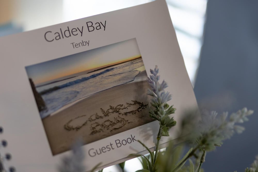 Caldey Bay Apartment - Lovely Sea Views