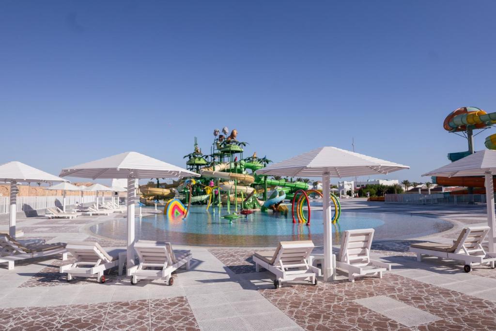 Hotel Sirena Beach Resort & Spa