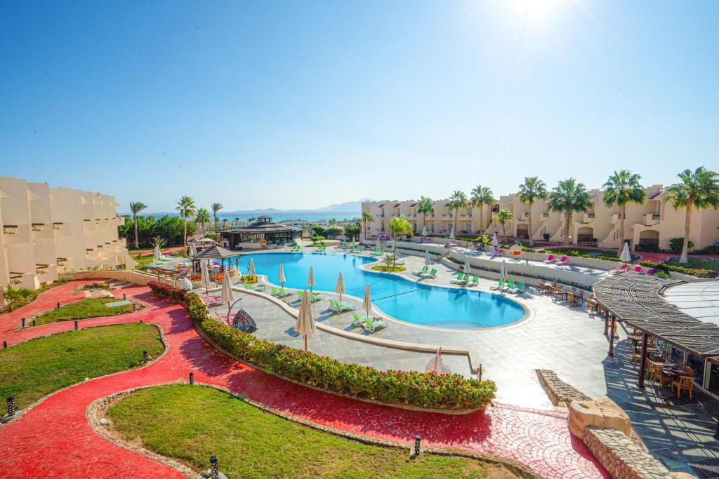dal travel Ivy Cyrene Sharm Resort