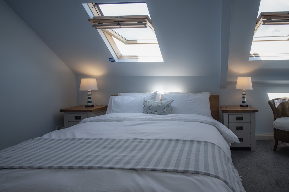 The Nest - 1 Bedroom Apartment - Tenby