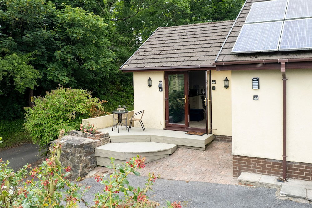 Hotel The Willows - Peaceful Retreat
