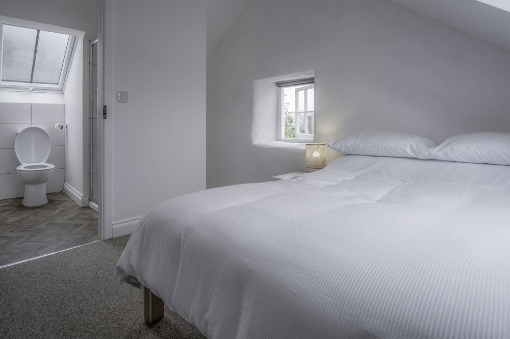 Brook Cottage - 1 Bedroom Cottage - Dale