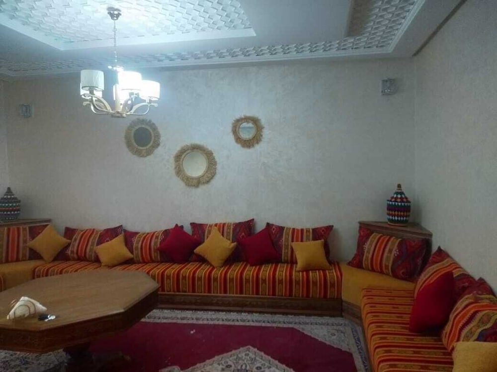 Dar Sarsar Airport