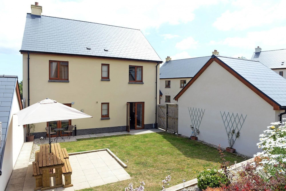 Coppins Park - Dog Friendly Peaceful Location