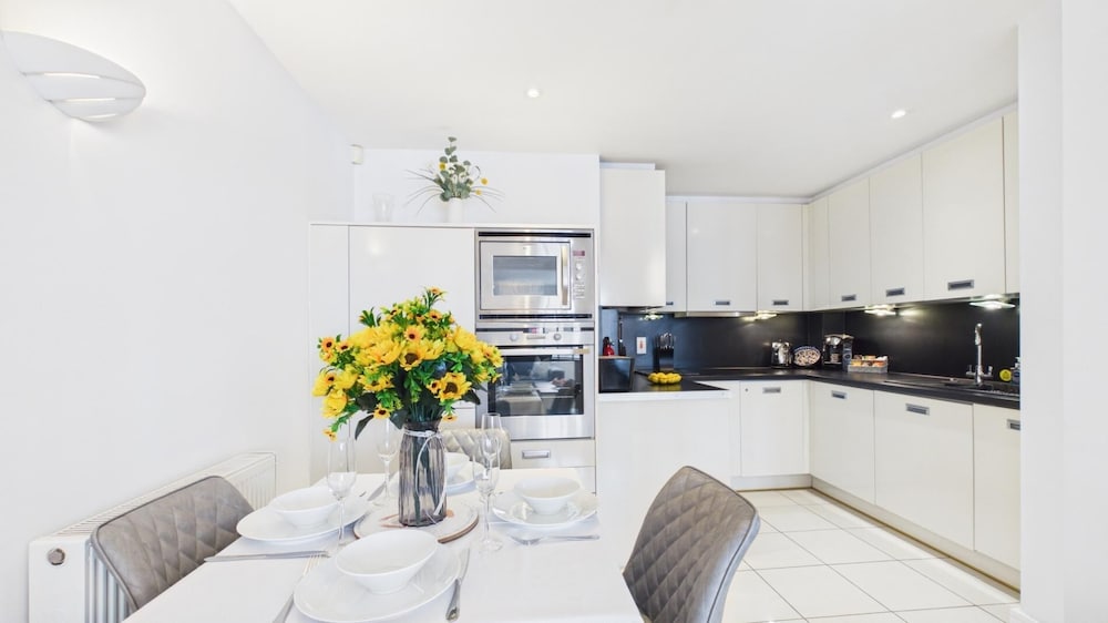 Minarvon - 2 Bedroom Apartment - Saundersfoot