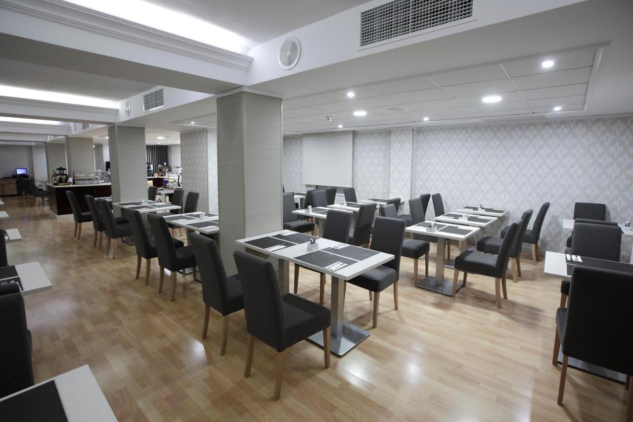 Hotel Sercotel Carlos Iii