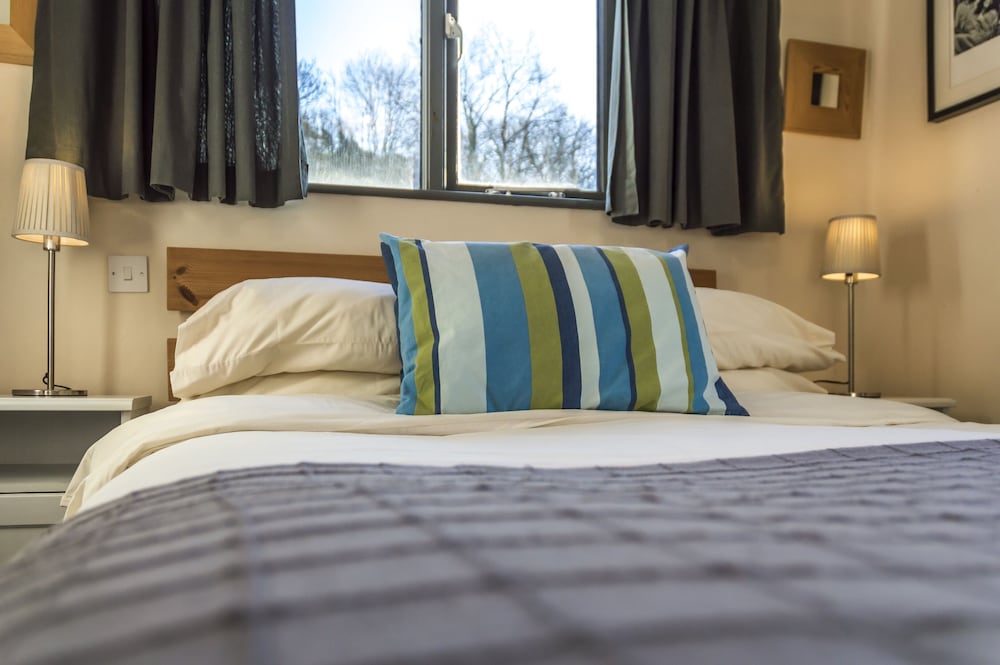 Rock Cottage - 3 Bedroom Holiday Home