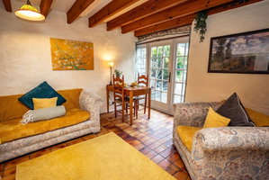 Hotel The Stable - One Bedroom Apartment - St Florence cazare Tenby