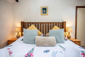 Hotel The Loft One Bedroom Apartment St Florence cazare Tenby