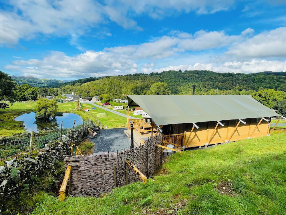 Hotel Torrent Walk Glamping