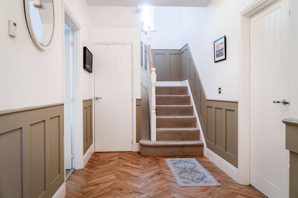 Ty Whiteford - 6 Bed Holiday Home - Llanrhidian