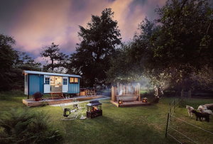 Hotel The Wriggly Tin & Baa Spa At Tregoose Old Mill cazare New Quay