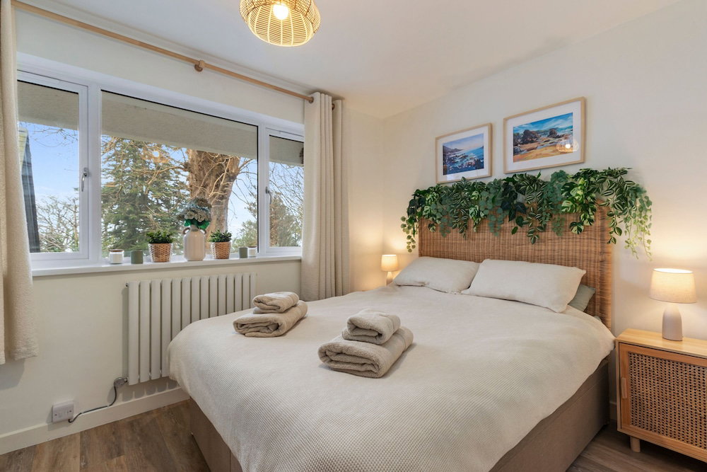 3 Monkstone Court - Close To Village And Beach