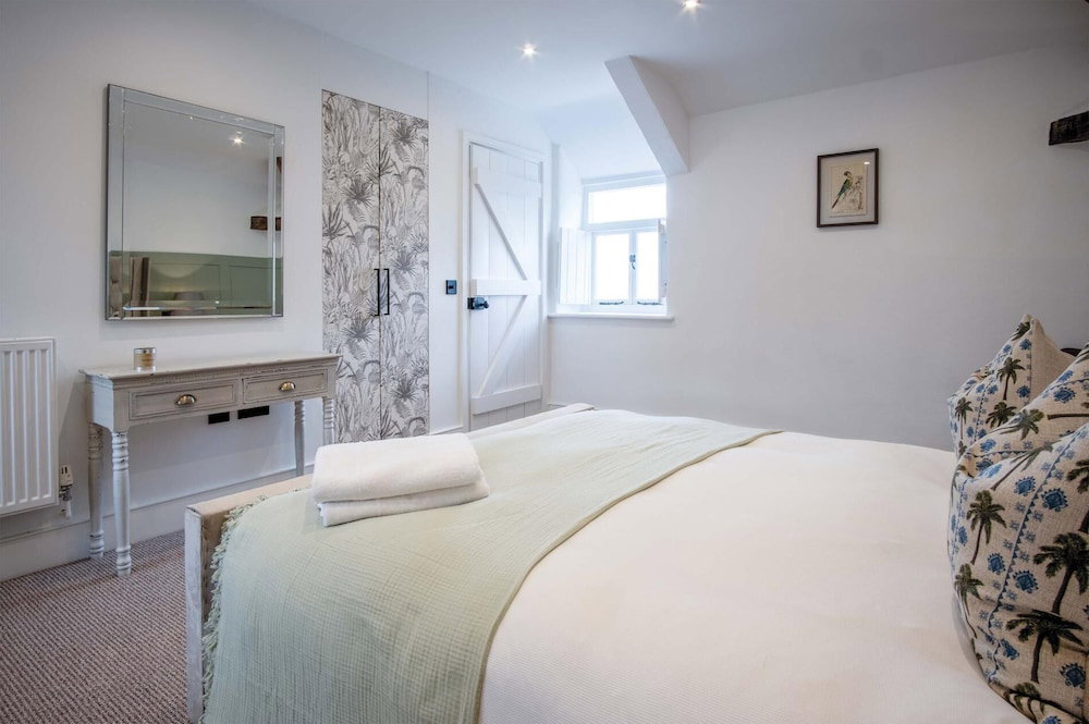 The Granary - 3 Bed Barn Conversion - Llawhaden