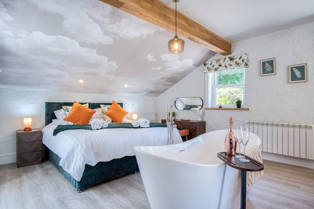The Pig Sty - 1 Bedroom Studio - Princes Gate