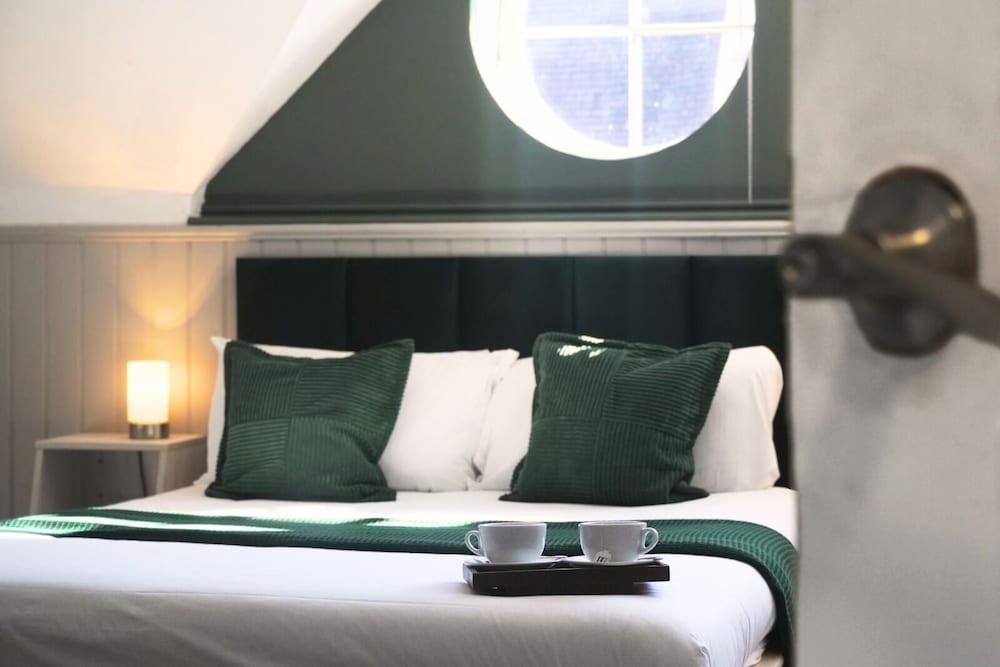 Hotel The Royal Sutton