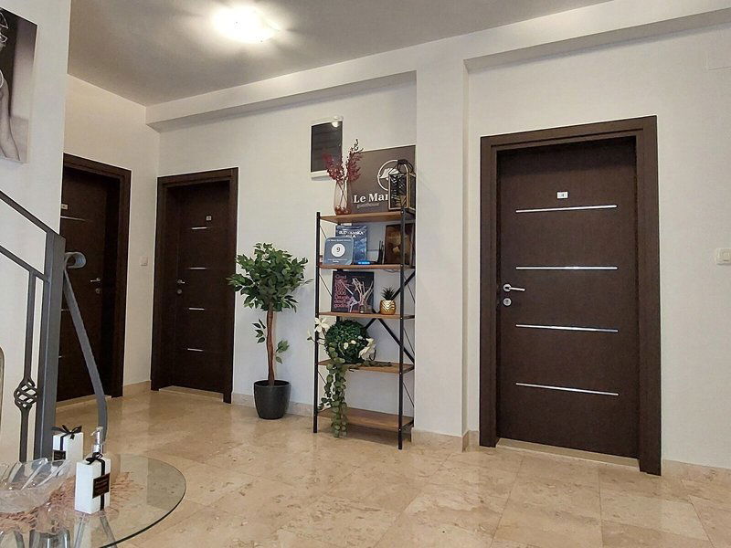 Hotel Le Marc Guest House