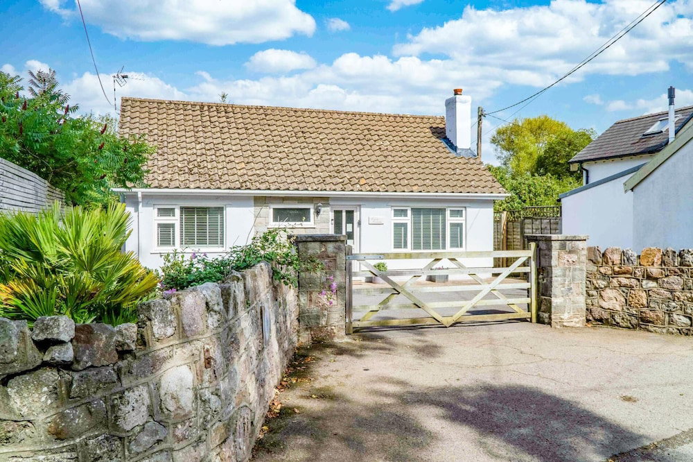 Hotel Marshmallow - 2 Bedroom Cottage - Oxwich