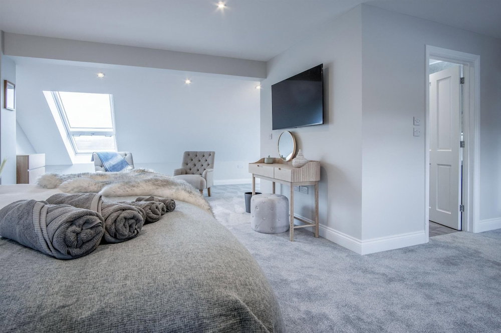 Kiln Park Farmhouse - 4 Bedroom Cottage - Narberth