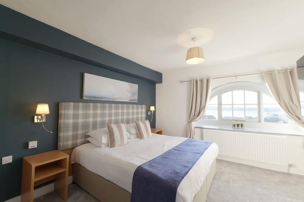 The Lord Nelson Hotel