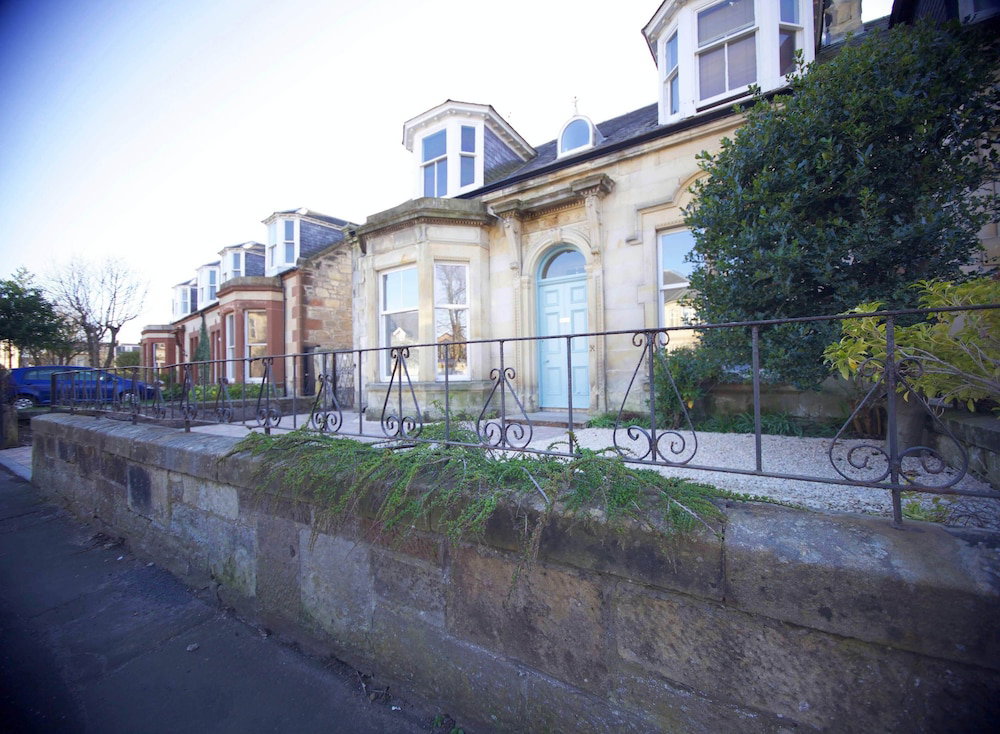 Hotel Barns Serviced Accommodation