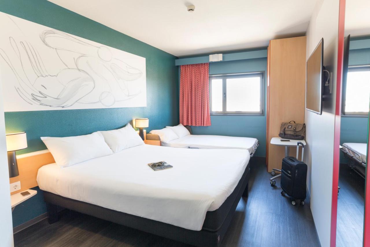 Hotel Ibis Valencia Bonaire Airport