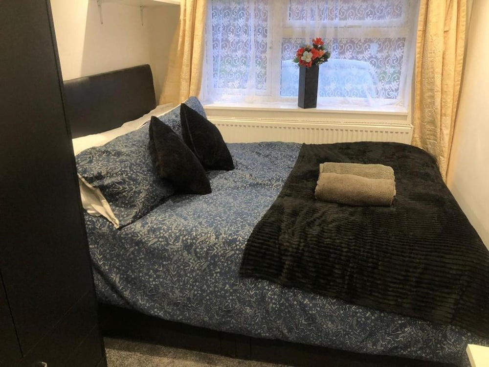 Hotel Onsite Cosy Practical Studio - In A Quite Area