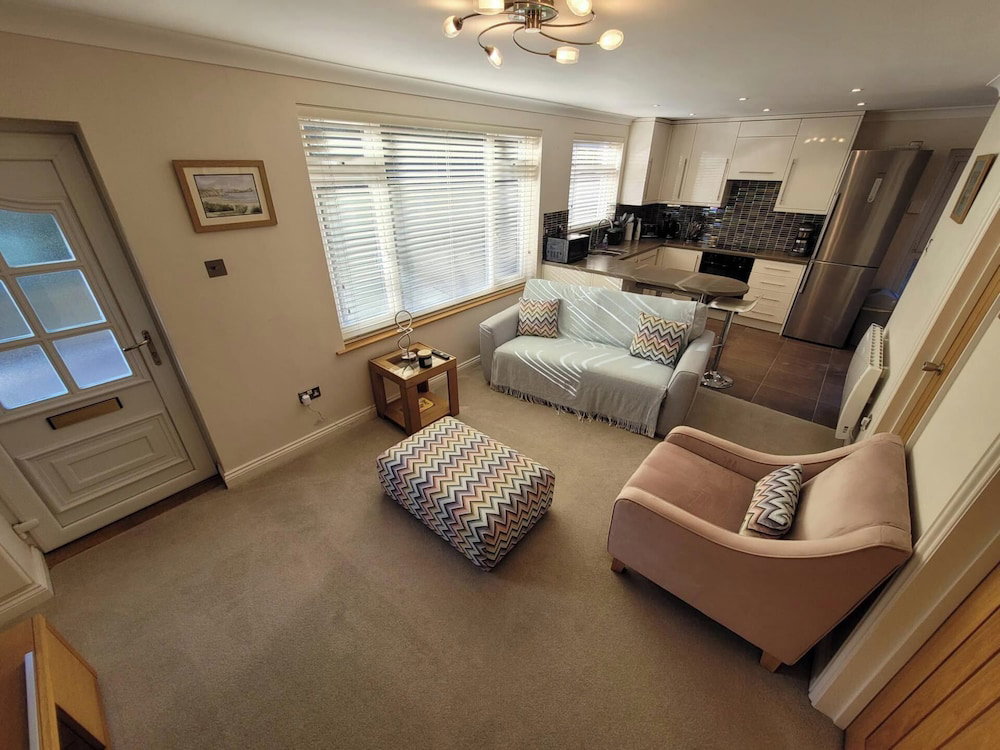 Hotel Mumbles Cottage - Sleeps 4 - Pets Ok - Parking
