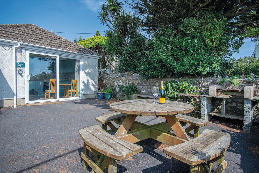 Hotel Lundy Lodge 1 Bedroom Annex Rhossili