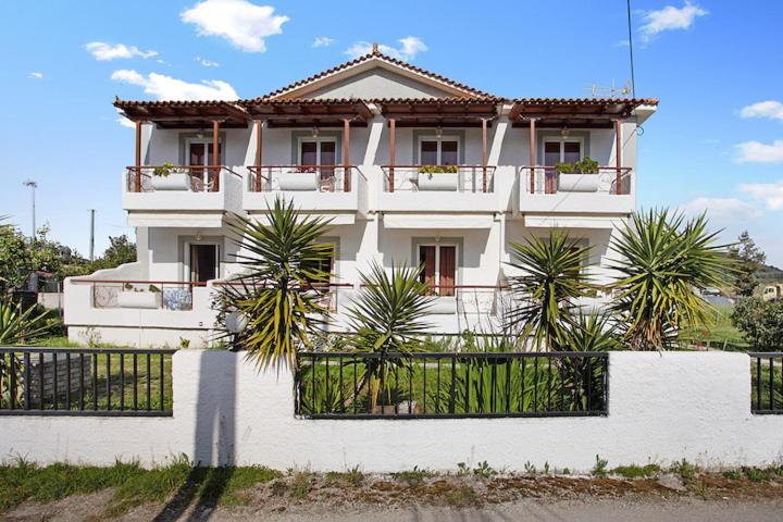 Hotel Bekiri'S Studios