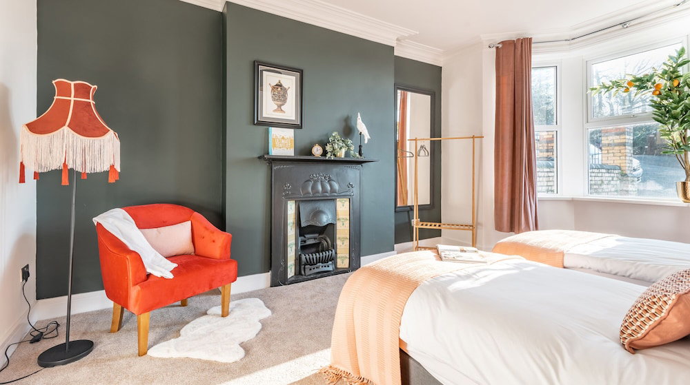 Hotel Woodland View Newport - 4 Bedroom Home