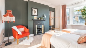 Hotel Woodland View Newport - 4 Bedroom Home cazare Caerleon