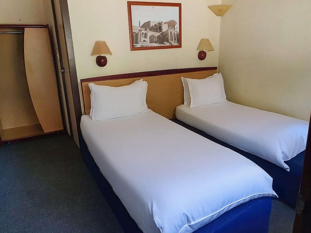 The Crossway Hotel, Coventry South, Part Of The Ag Collection