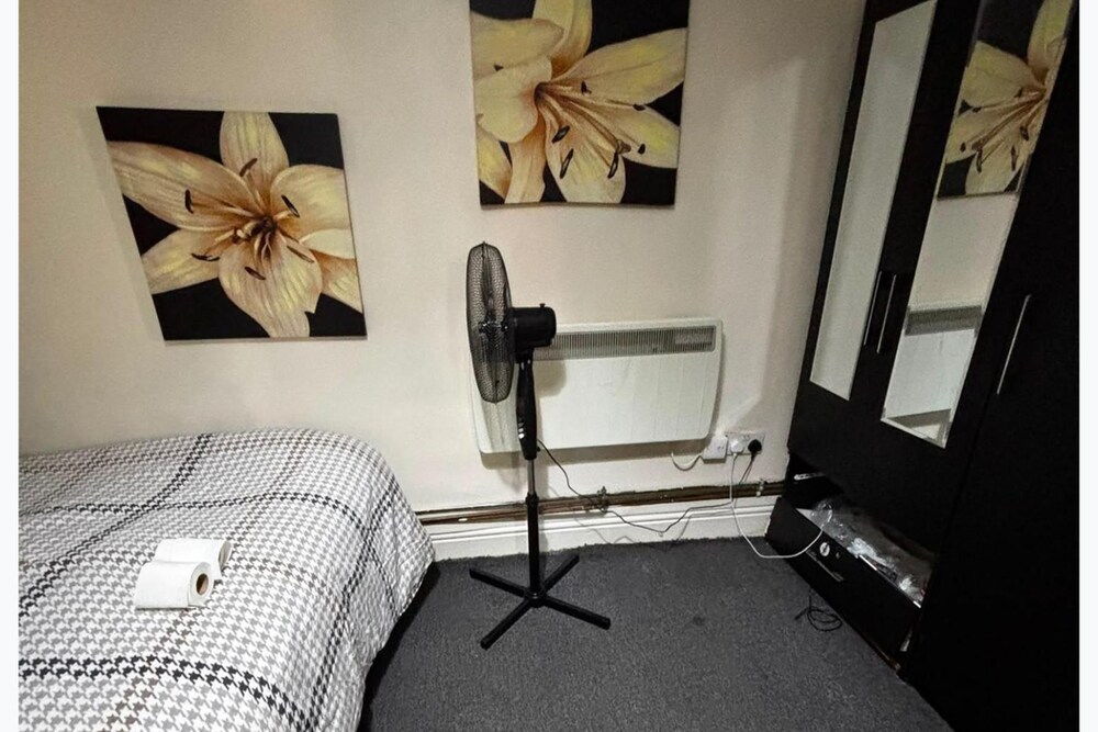 Humucare Place Studio Near Aston Villa Football