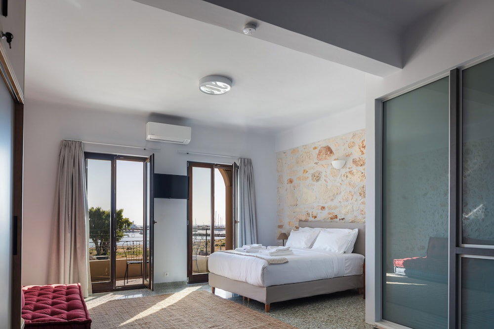 1 Bedroom Apt Up To 3
