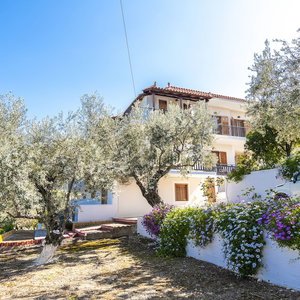 Hotel Maria Apartments cazare Ligourion