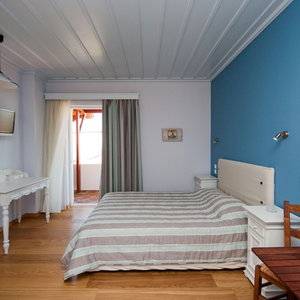 Hotel Zorbas Volissos Apartments Chios cazare Chios