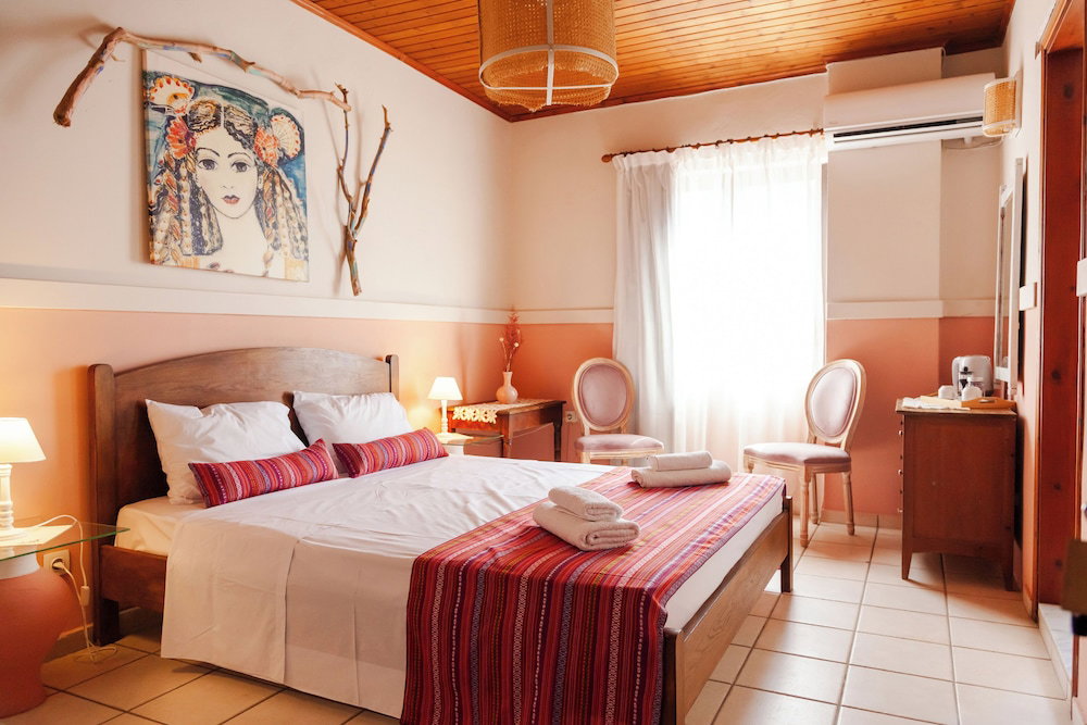 Hotel Amnisiades Apartments