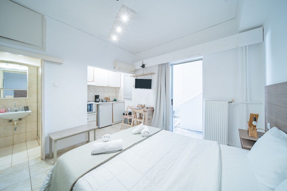 Hotel City Center Studios By Cretan Houses