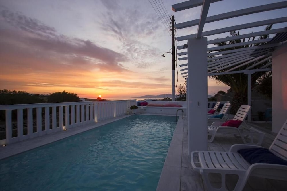Hotel Dibellee Mykonos Studios