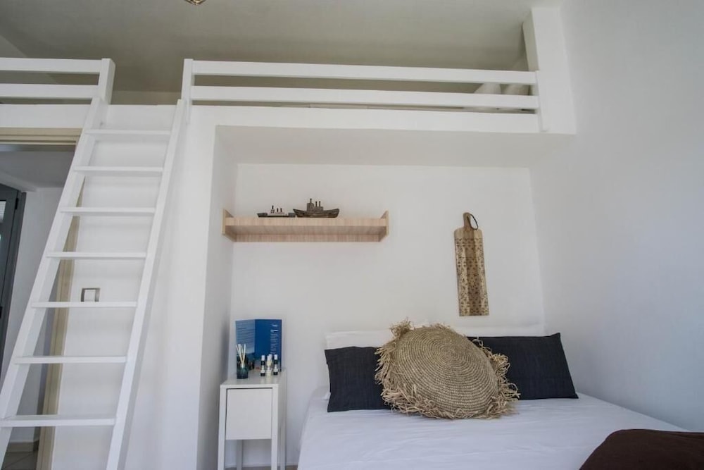 Hotel Urban Studios