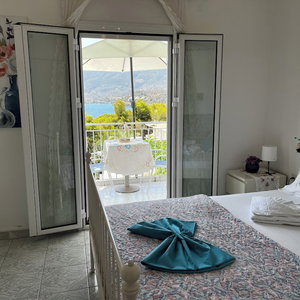 Hotel Lions Apartments cazare Poros