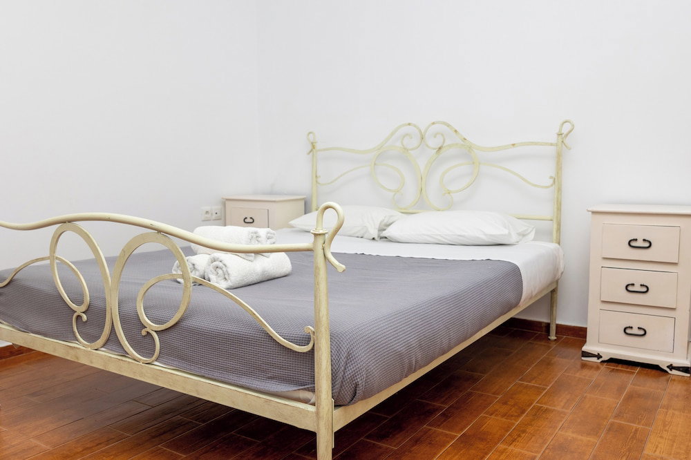 Hotel Depis Apartments 2