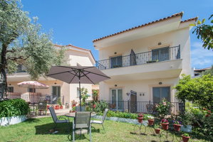 Hotel Syraina Studios cazare Skiathos