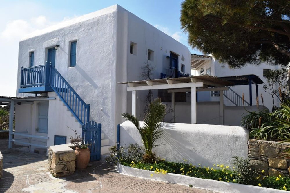 Hotel Smart 4 Pers Apar In Costa Ilios Resort Myconos